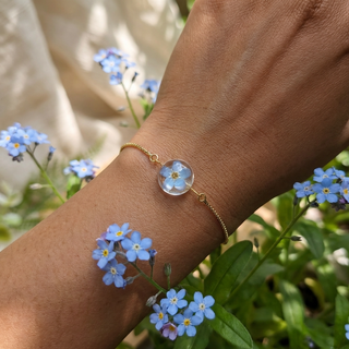 Bright Forget Me Not Adjustable Bracelet