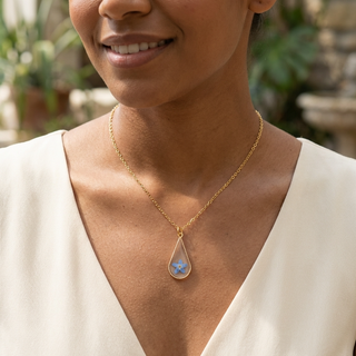 Bright Forget Me Not Waterdrop Necklace