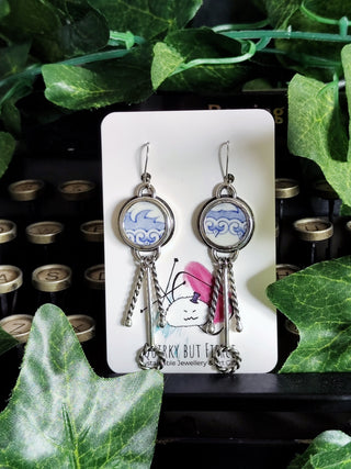 Broken Plates: Spode Spiral Drop Earrings