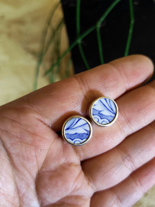 Broken Plates: Spode Stud Earrings