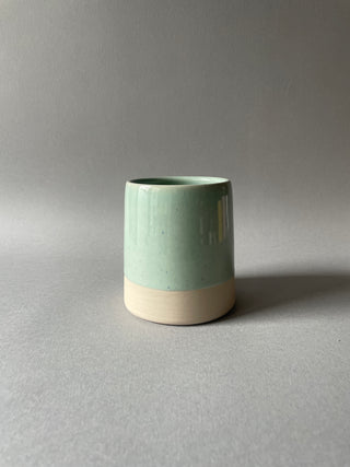 Bud Vase / Toothbrush Holder