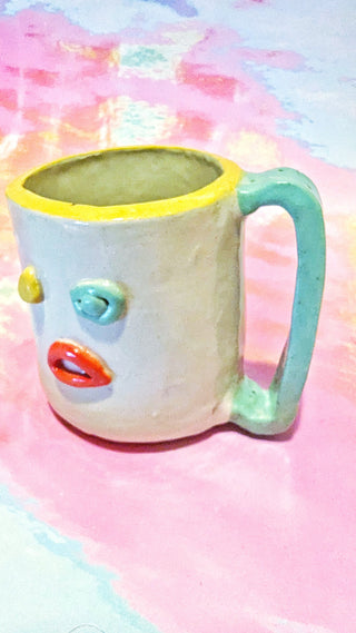 Classic Wonky Face Mug - Medium