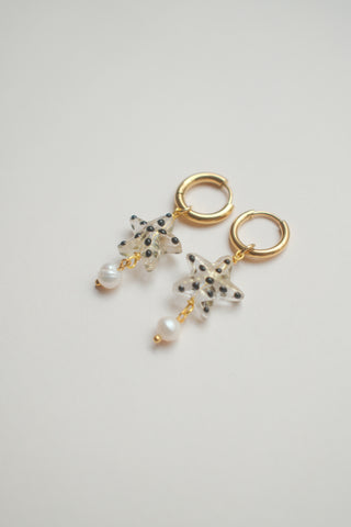 Starfish Earrings with Pearl - White
