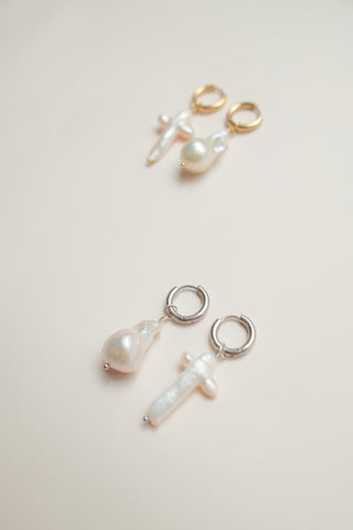 Nought & Cross Pearl Earrings