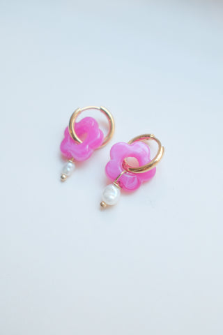 Roa Flower Pearl Hoops