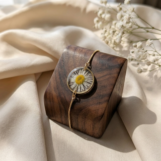 Daisy Framed Adjustable Bracelet