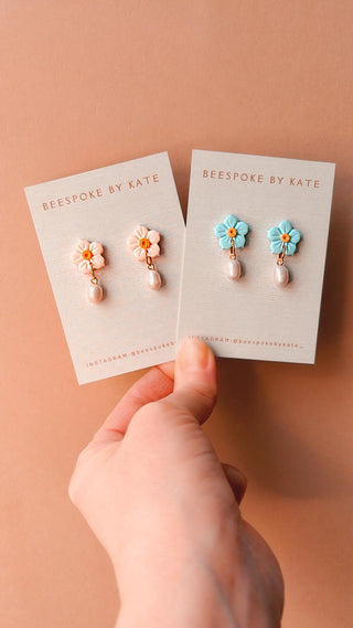 Dewdrop Flower Stud Earring