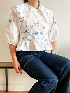 Frill Collar Blue Applique Blouse
