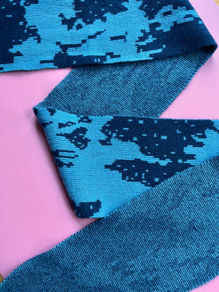 Abstract lambswool Knitted Scarf