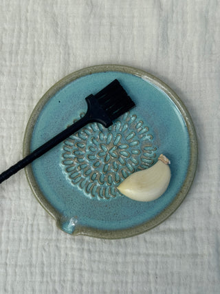 Ceramic Garlic/Ginger Grater with Brush