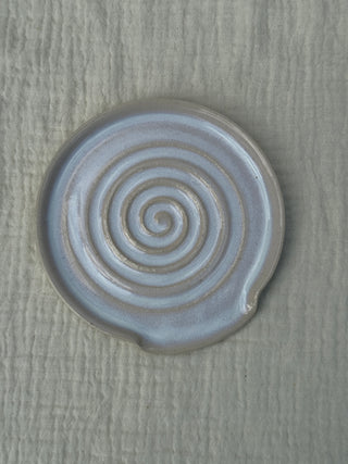 Circular Ceramic Spoon Holder
