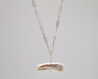 Biwa T-bar Necklace