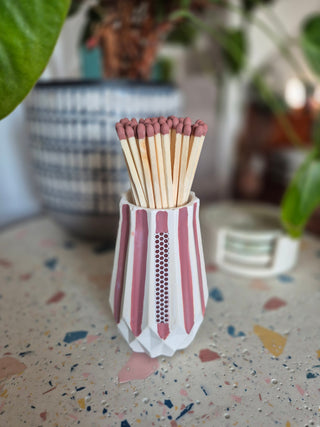 Large match pot