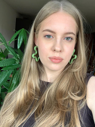 Wiggle Earrings