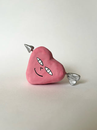 Arrow Heart Pink Papier-mâché Figurine