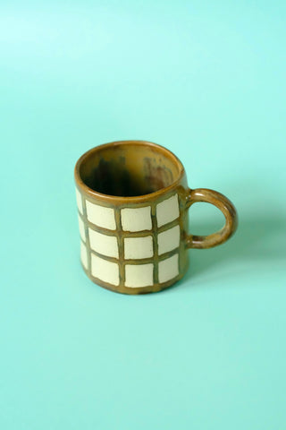 Light Brown Moody Check Mug