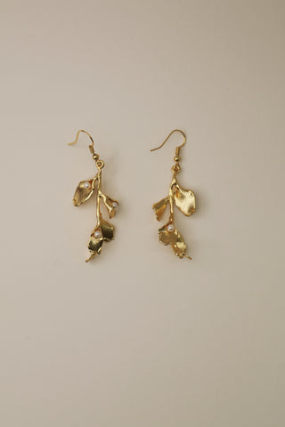 Morning Dew on Twigs Earrings - 14k Gold Plated