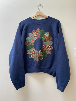 Navy Sweatshirt with Festive Patchwork Wreath, XXL