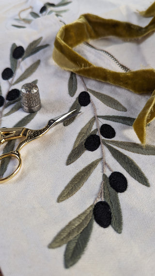 Olive Pouch Embroidery Kit