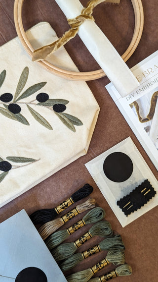 Olive Pouch Embroidery Kit