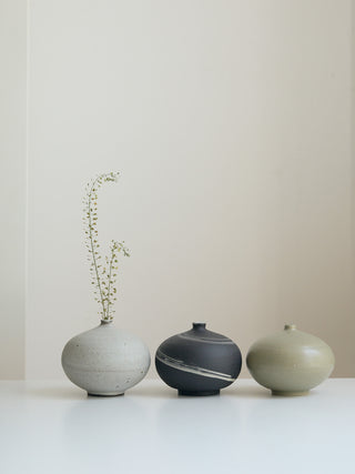 PEBBLE POT