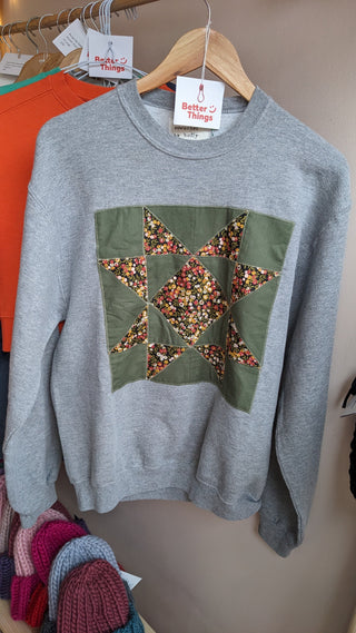 Grey Sweatshirt with Berry Star Patchwork Design, Medium