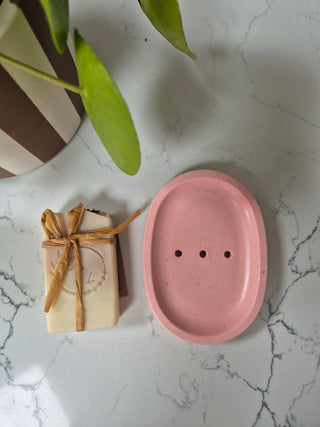 Soap dish with drainage holes