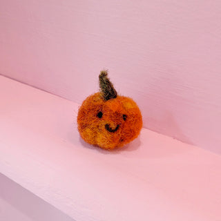 Halloweenie - needle felt pumpkin