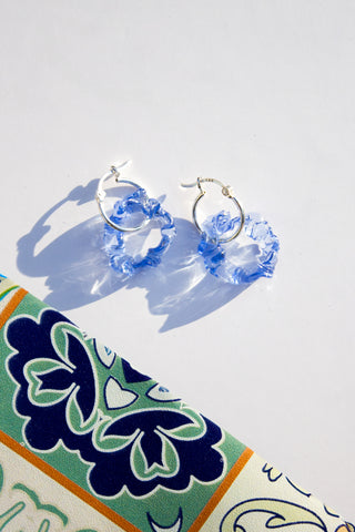 SCRUNCHIE HOOP EARRINGS - LIGHT BLUE