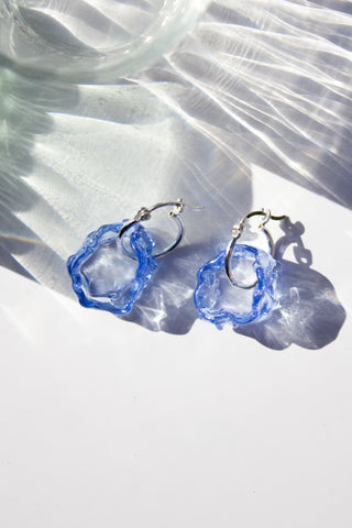 SHALLOWS HOOP EARRINGS - LIGHT BLUE