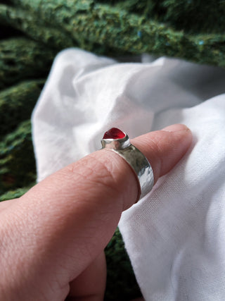 Sea Glass Ring - Hammered Band Size O