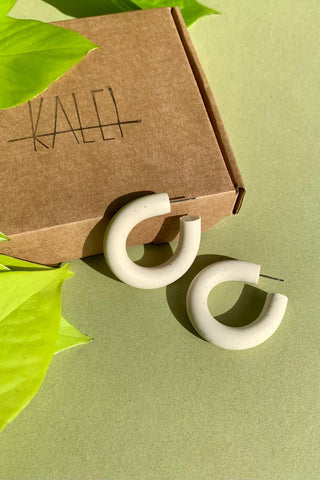 Small Hoop Earrings - Vanilla Bean