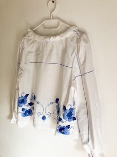 White Frill Collar Blouse with Blue Applique