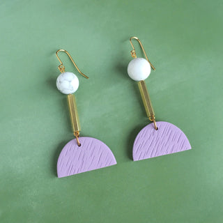 Curve Earrings - Pale Lilac