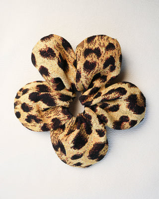 Flower scrunchie - Leopard print