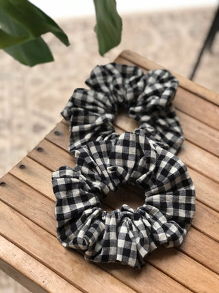 Oversized Scrunchie Humbug
