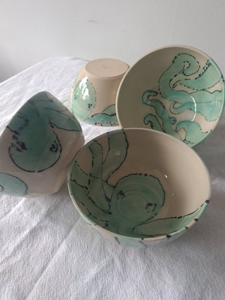 Octo bowls