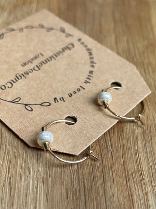 One bead gold hoops - white pearl