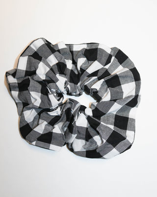 Scrunchie -  Gingham Black